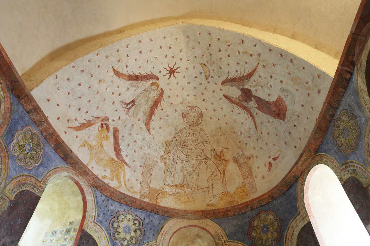 Le christ en majesté et les allégories des 4 évangélistes ©Serge Briez
